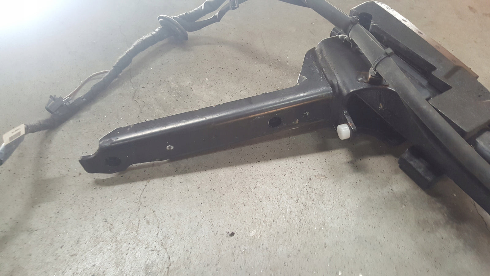 AUDI A4 B9 8W0 HAK HOLOWNICZY Z WIAZKA 8W0800491M 8W0971541F