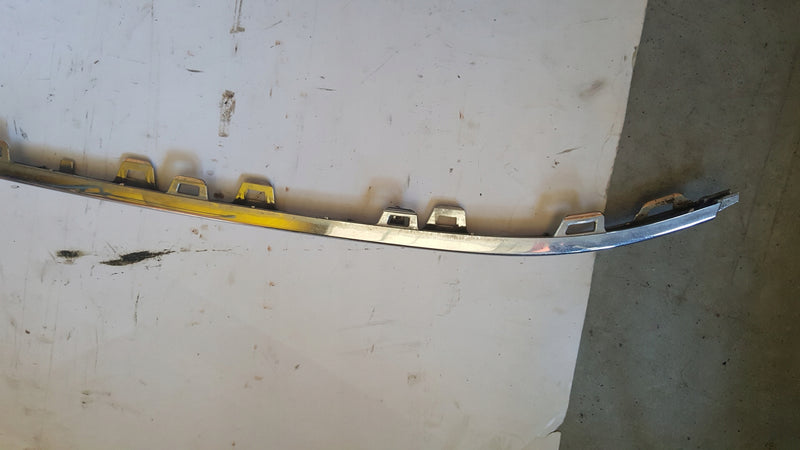 Środkowa listwa zderzaka przedniego VW PASSAT B8 3G0853245 DEMONTAŻ