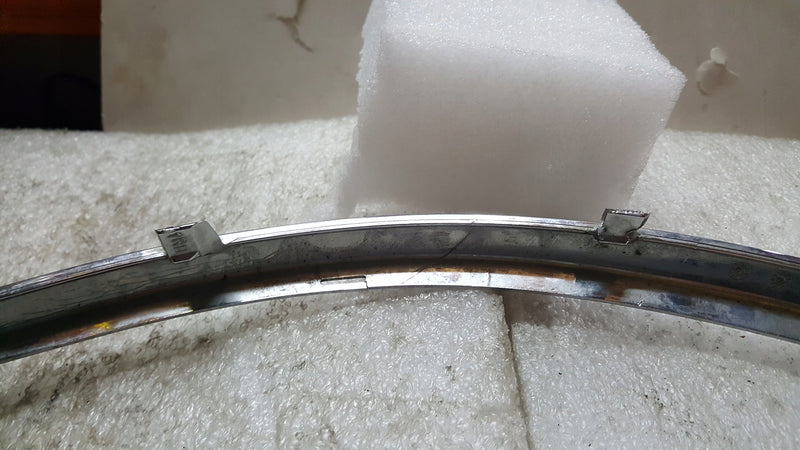 LISTWA ZDERZAKA PRZÓD CHROM PRAWA VW PASSAT B5 3B0807244
