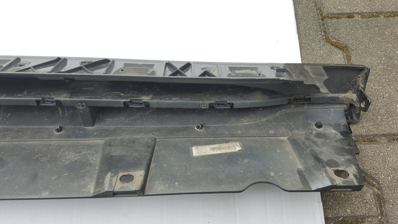 Listwa progowa lewa strona AUDI R8 4S0853859 demontaż