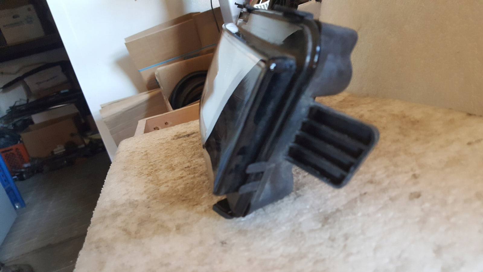 Lewy halogen VW TOURAN II 5TA941661A demontaż