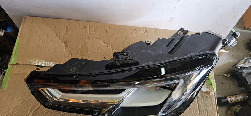 8W0941033 Le FUL LED Audi A4 S4 RS4 2017R