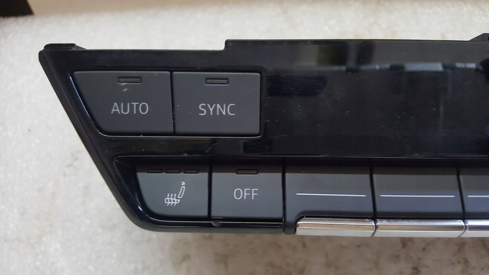 Panel klimatyzacji AUDI A3 8Y0820043A demontaż