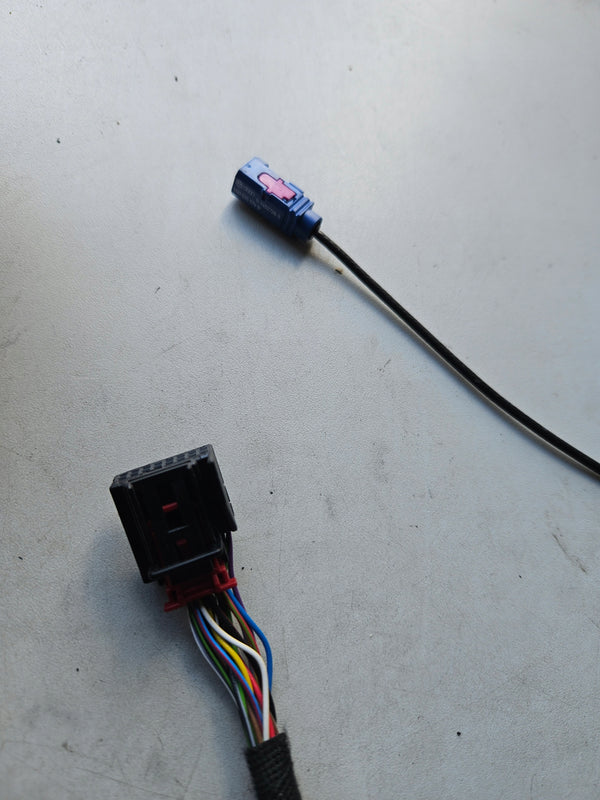 Pr Lusterko zewn Vw Touareg 761857502D 17pin IDEAŁ