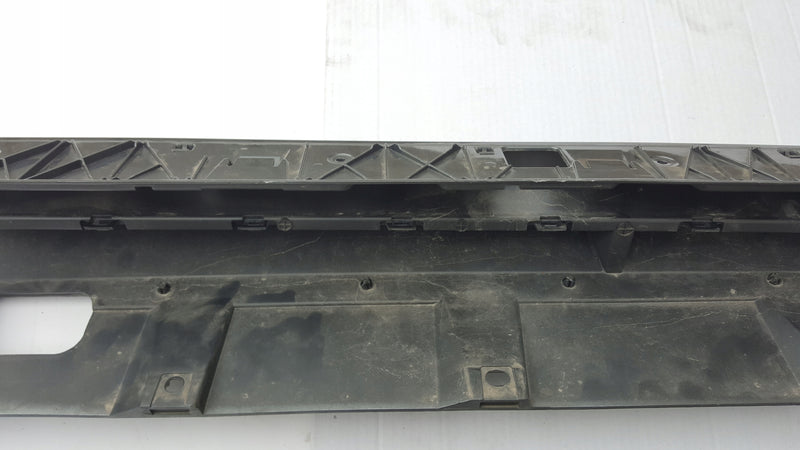 Listwa progowa lewa strona AUDI R8 4S0853859 demontaż
