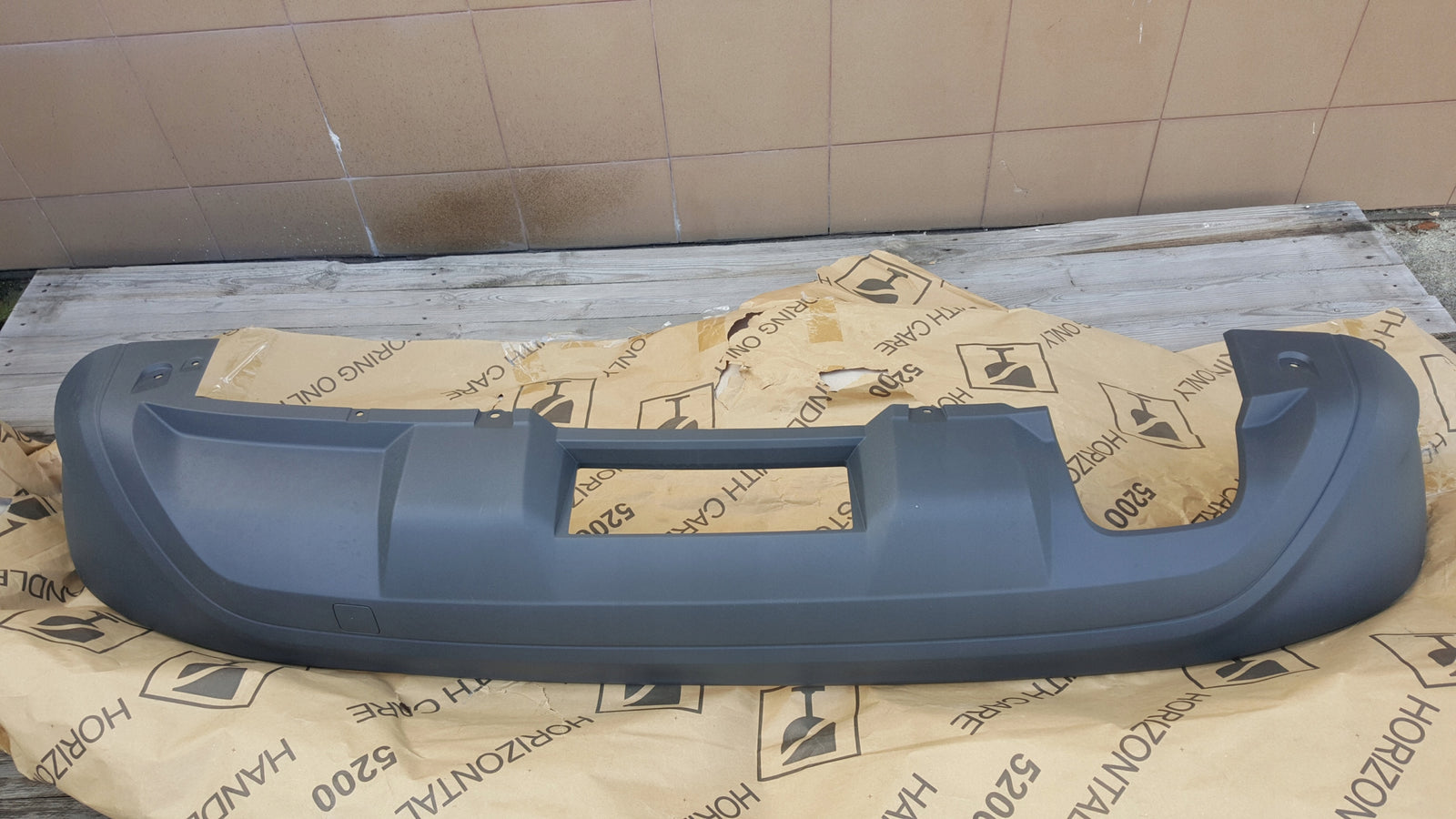 Dokładka zderzaka tył AUDI Q2 81A807521C NOWA