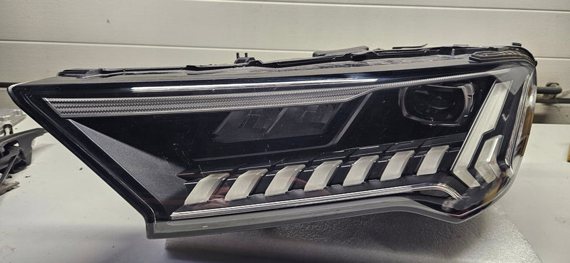 Le kompletny Laser Matrix 4K Audi SQ7 Q7 4M0941039C IDEAŁ !! 2019r