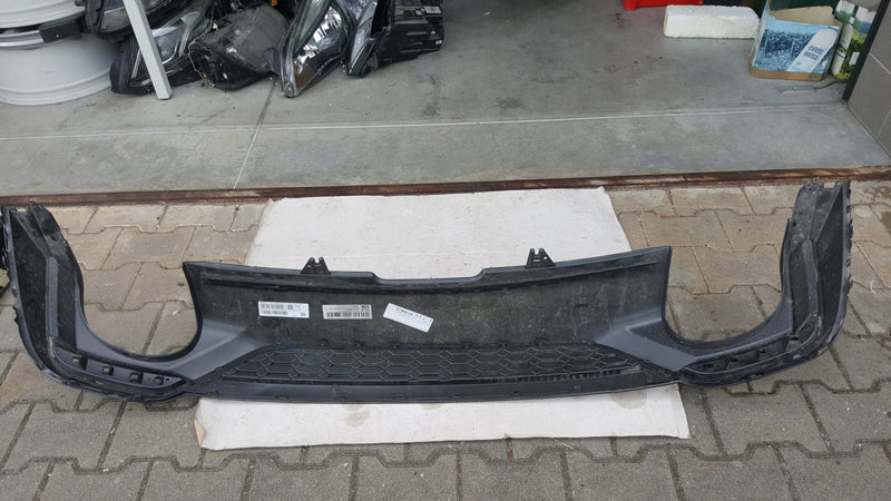 Dokładka dyfuzor spoiler zderzaka tylnego AUDI RS5 8W6807521AL demontaż