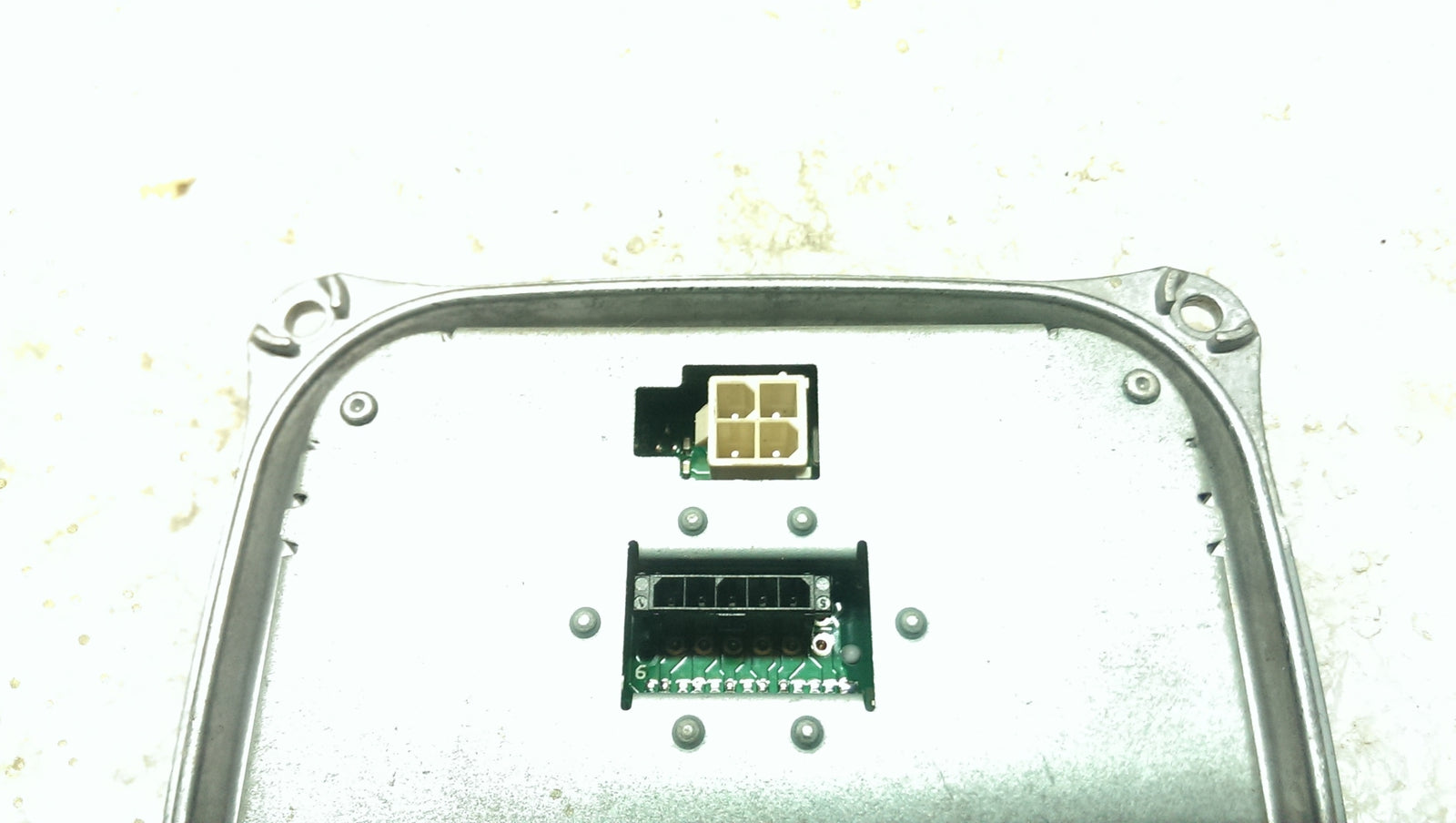 Przetwornica moduł Led AUDI 420907472G demontaż