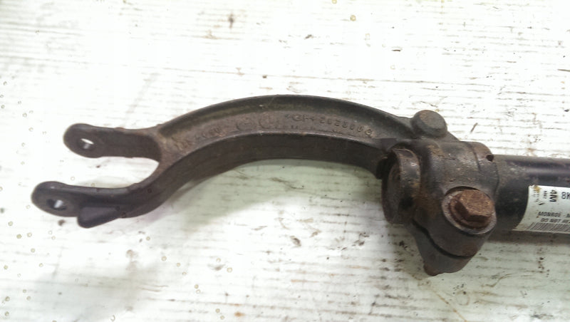 Amortyzator przód AUDI A4 B8 8K0413031BC demontaż