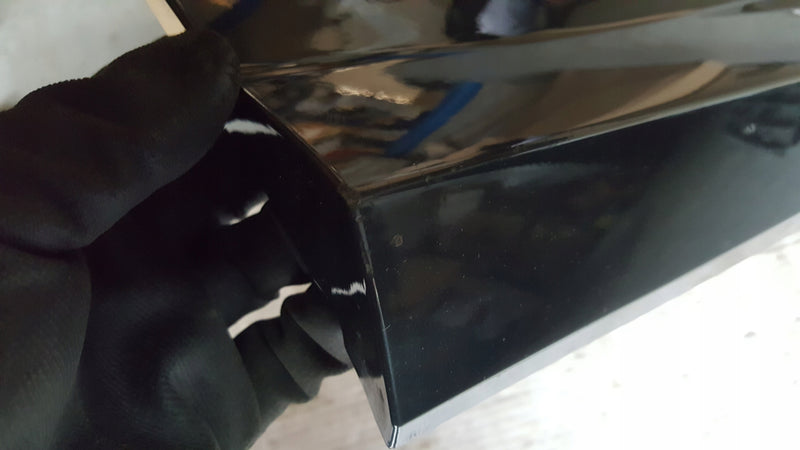 Listwa drzwi prawy tył AUDI Q2 S-LINE 81A853970A