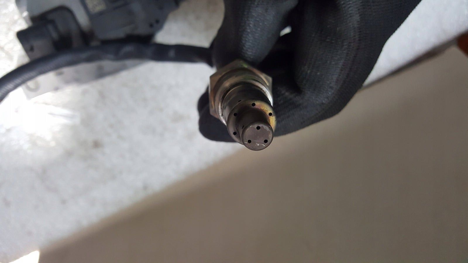 Sonda lambda czujnik NOX AUDI A4 (B9) A5 8W0907807A demontaż