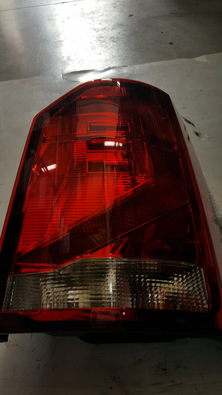 VW TRANSPORTER CARAVELLE MULTIVAN TYLNA PRAWA LAMPA KLAPA T6.1