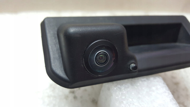 Kamera cofania VW TOUAREG AUDI A6(C8) RS6 Q8 RSQ8 Q7 760827566 demontaż