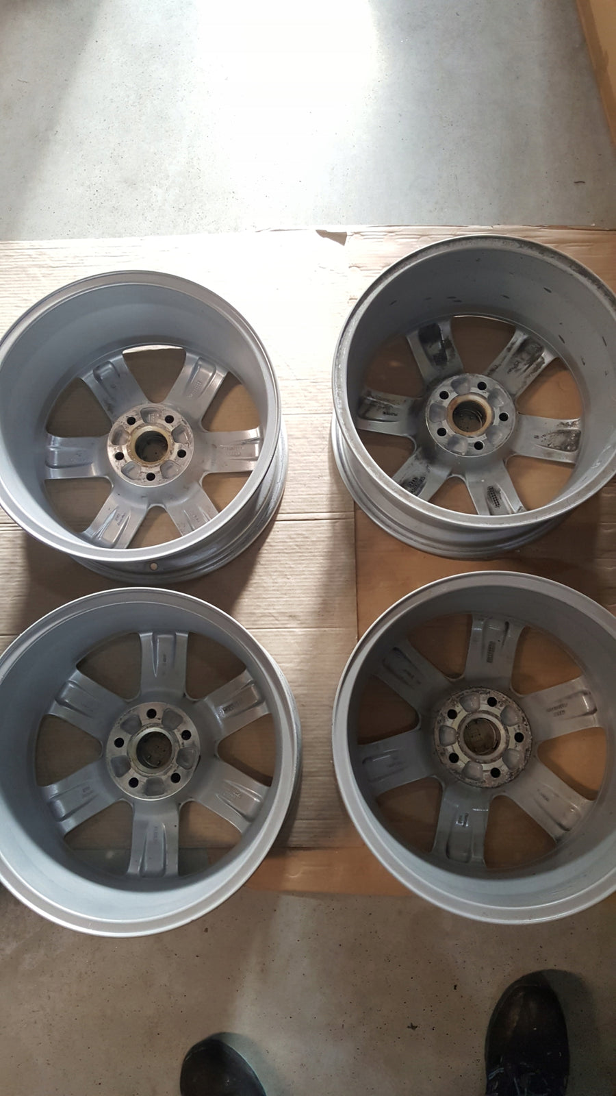 AUDI A4 B6 8E FELGI 7.5JX17 ET45 8E0601025 J