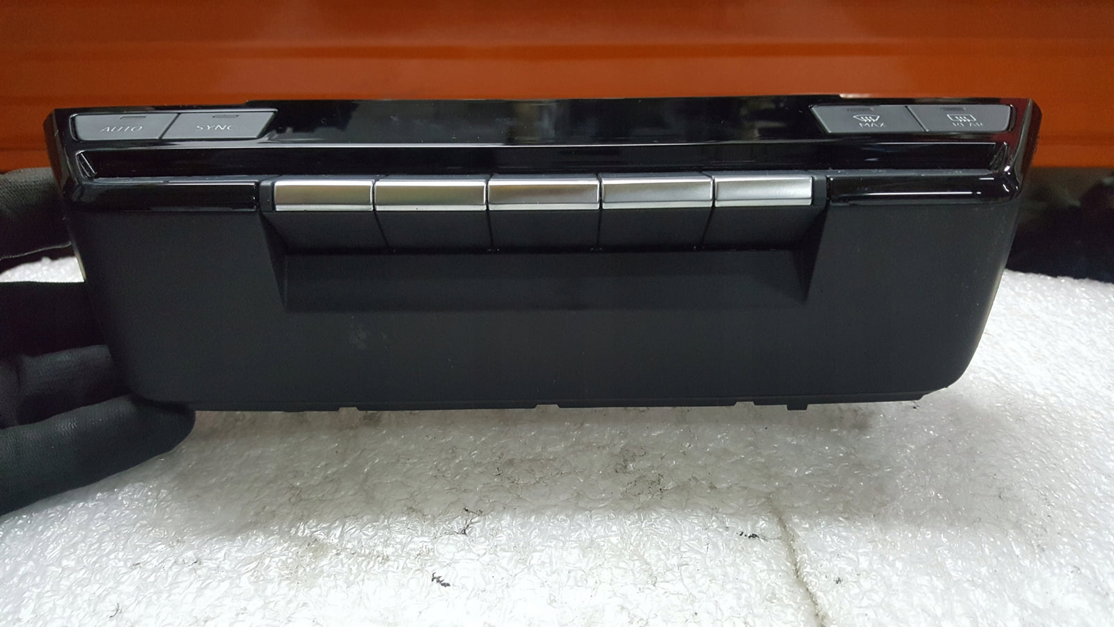 Panel klimatyzacji AUDI A3 8Y0820043A demontaż