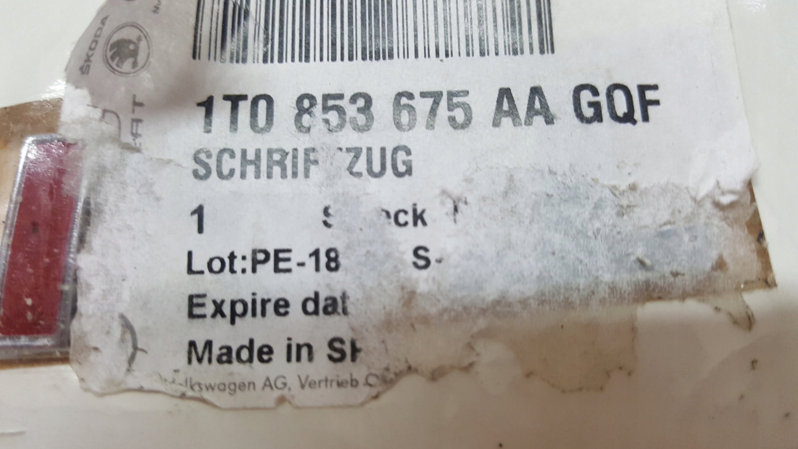 Emblemat napis TSI-- VW TOURAN 1T0853675 NOWY