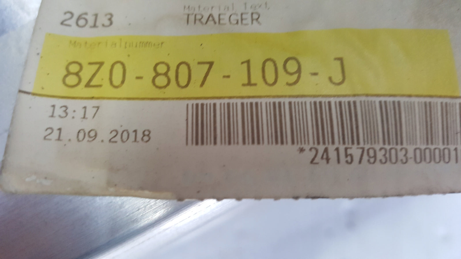 Belka zderzaka przedniego AUDI A2 8Z0807109J NOWA
