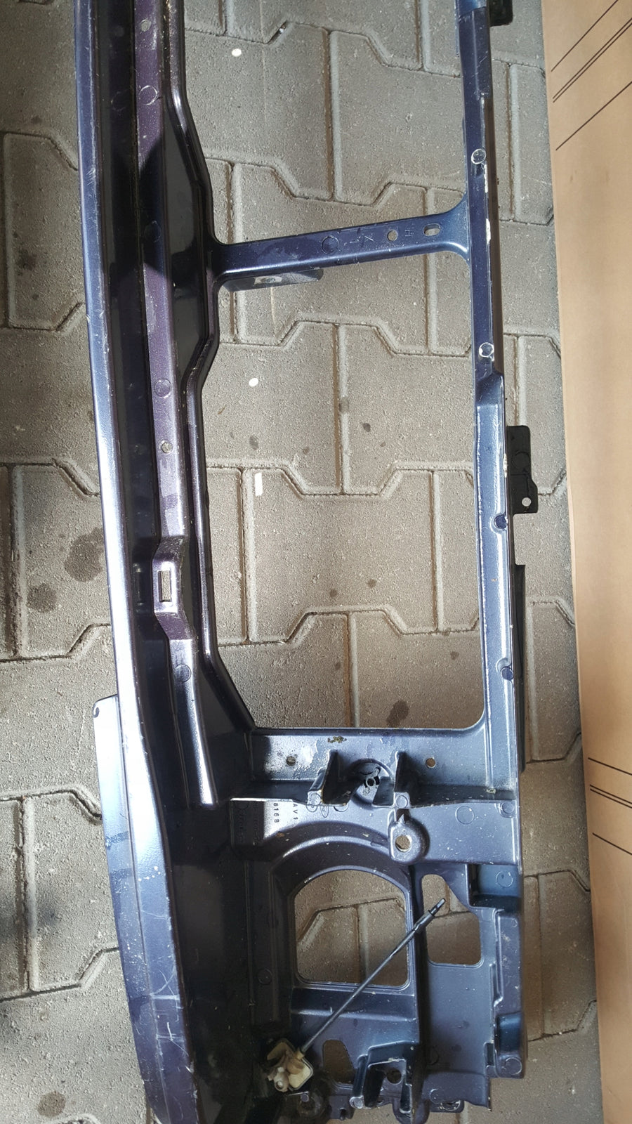 ATRAPA GRILL wraz z wzmocnieniem czołowym FORD EXPLORER II 95r f57b8200