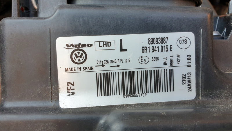 le reflektor Vw POLO 6R1941015E 2013r DEMONTAŻ