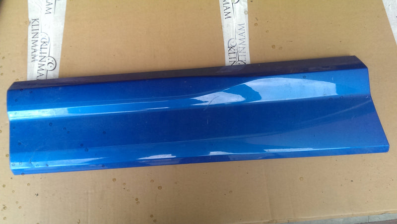 Listwa drzwi prawy tył AUDI Q2 81A853970B