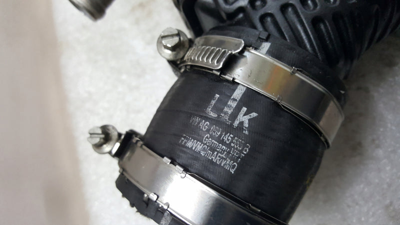 Chłodnica intercooler AUDI A4 (B9) A5 A6 (C8) A7 Q5 059145803Q demontaż