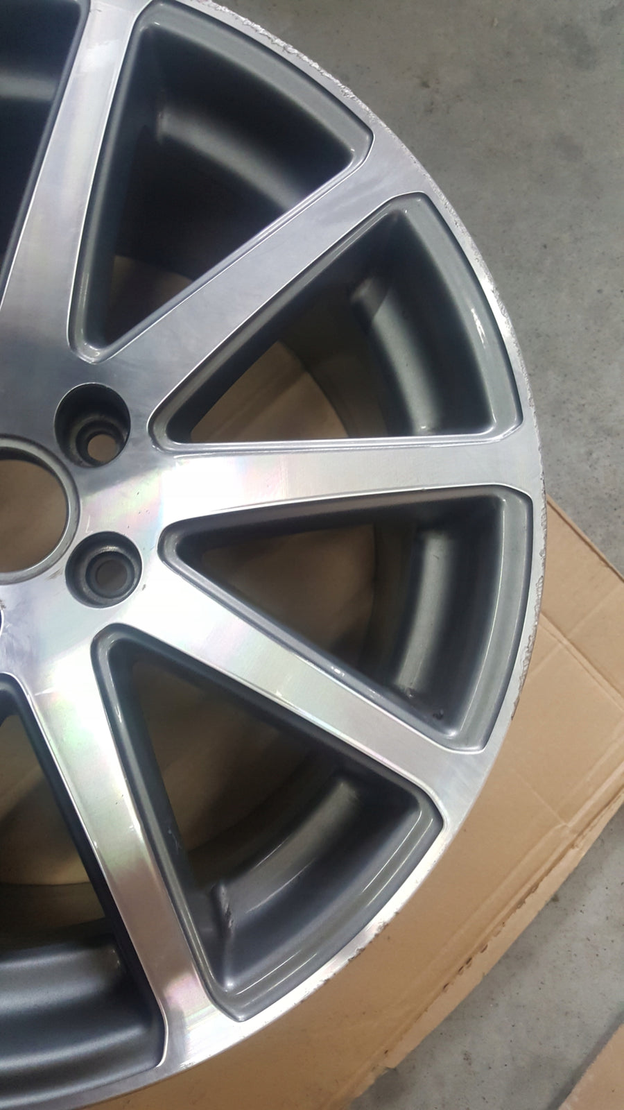 FELG ALUMINIOWA Audi TT 8J0601025J 9x18 ET52