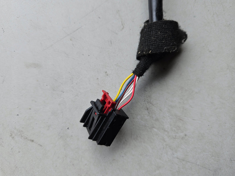 Pr Lusterko Vw Touran 5TB857502 6pin