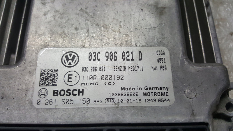 Komputer sterownik silnika VW TOURAN 1.4 TSI 03C906021D demontaż