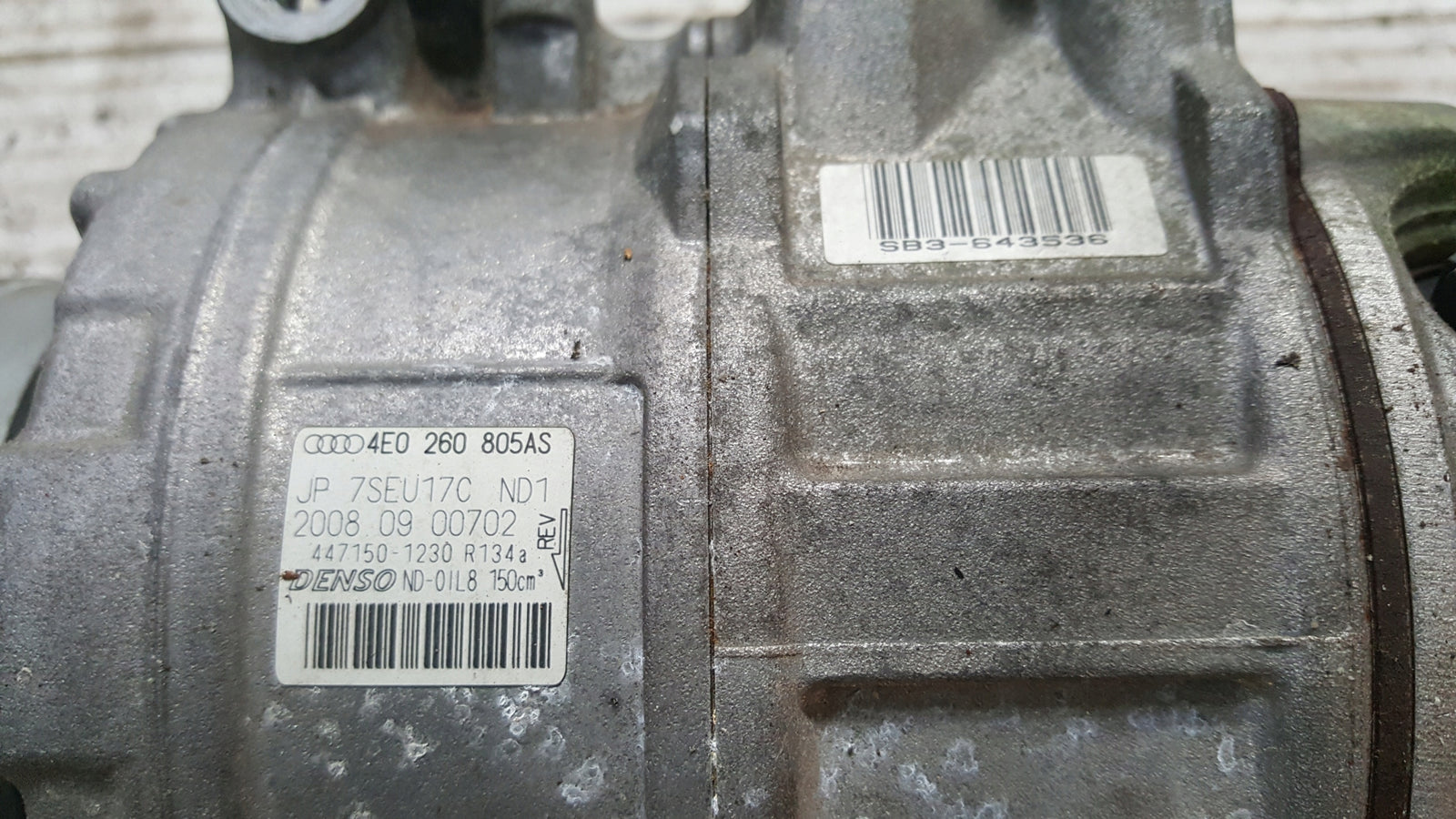 Kompresor klimatyzacji AUDI A8 4E0260805AS
