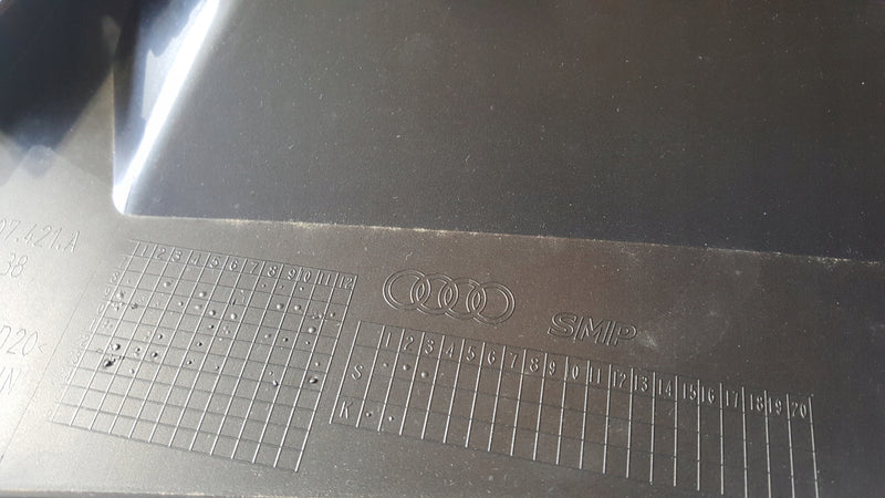 Dokładka spoiler zderzaka tył AUDI A1 82A807421A