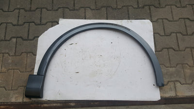 LISTWA BŁOTNIKA PRAWA PRZEDNIA AUDI Q8 4M853718B