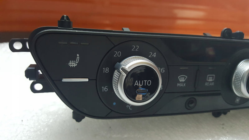Panel klimatyzacji AUDI A4 B9 A5 8W0820043Q