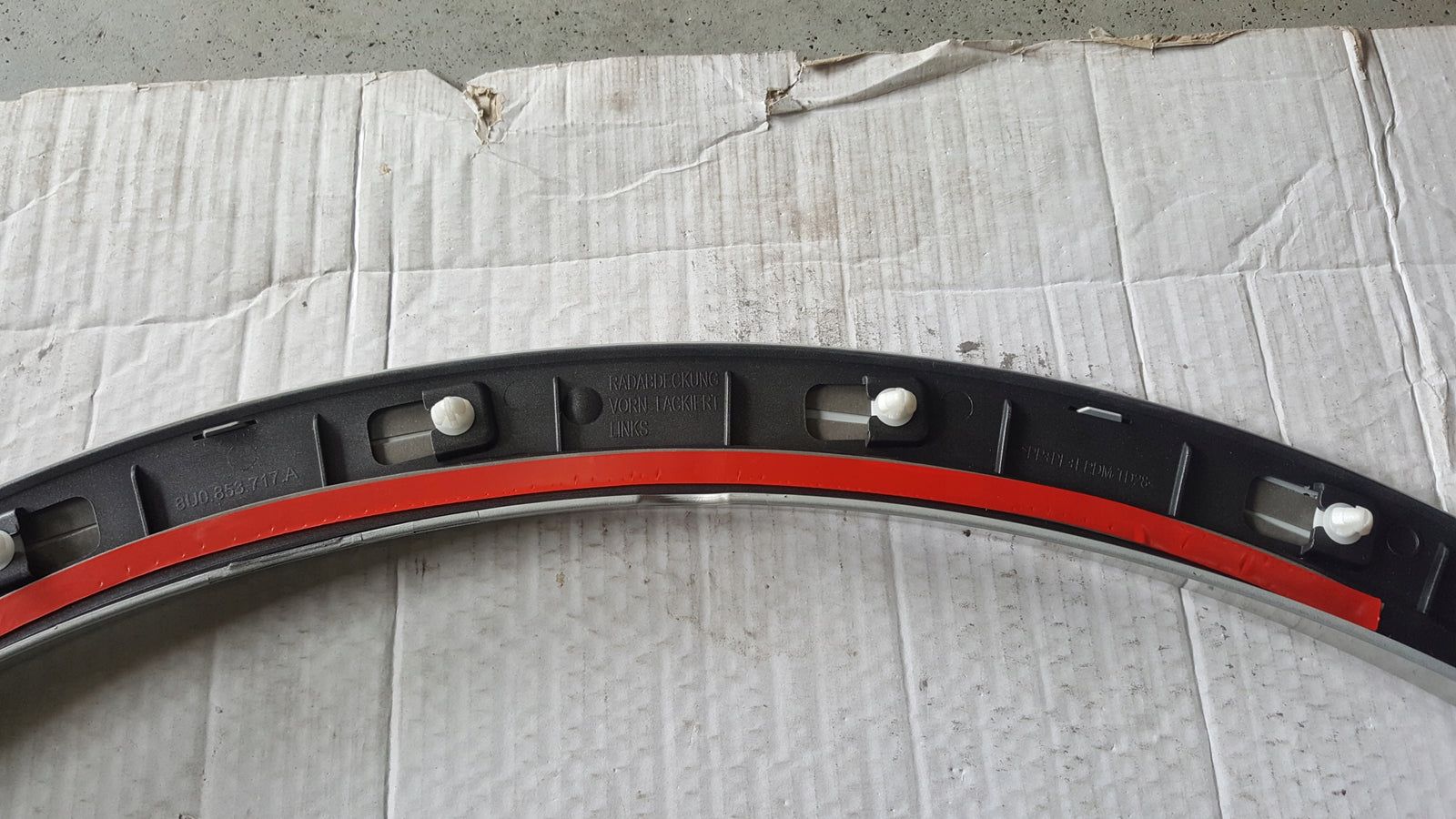 Listwa błotnika lewy przód AUDI Q3 8U0853717A NOWA