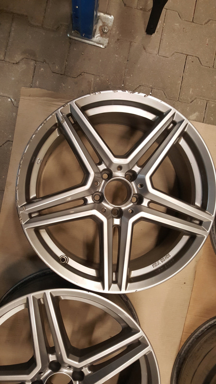 Felgi aluminiowe Uniwheels KBA50400 8.5