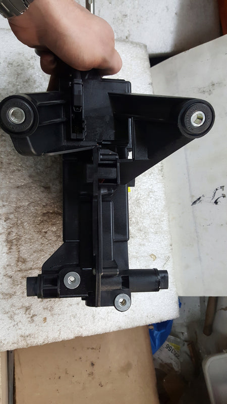VW T6 LIFT 2.0TDI WYBIERAK 7LA713025D