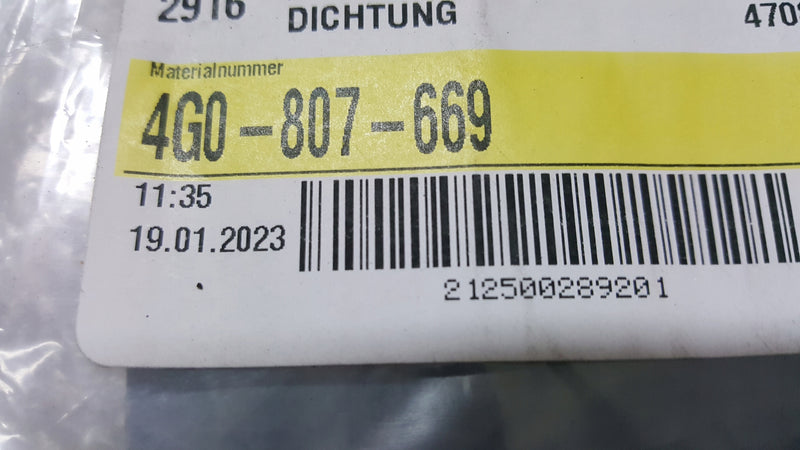 Uszczelka belki zderzaka LE tył AUDI A6 4G0807669