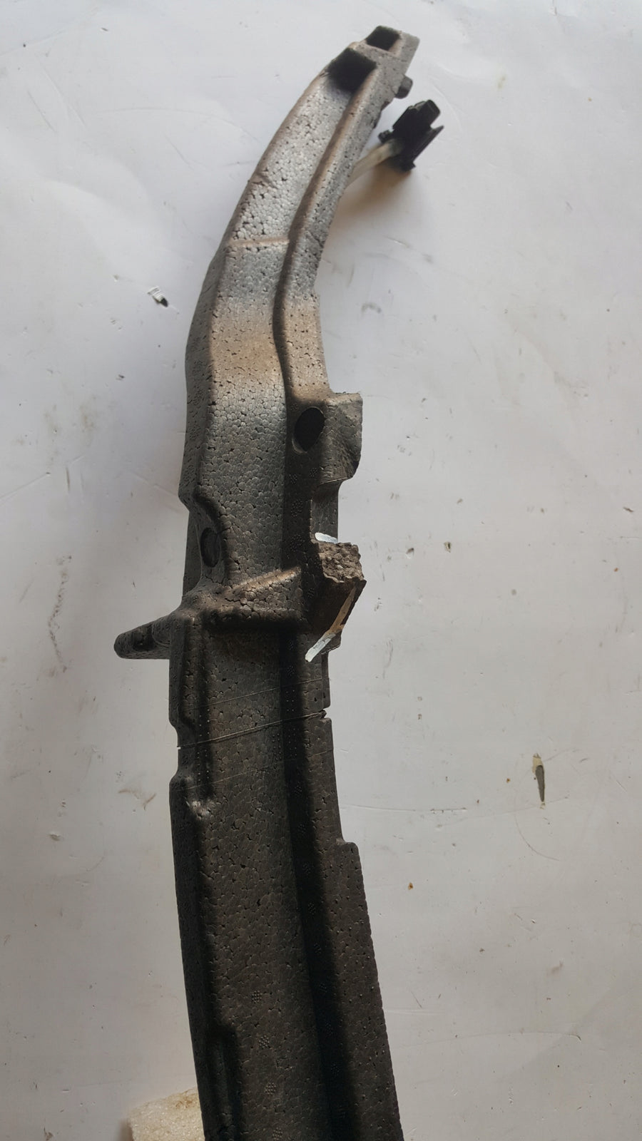 AUDI RS3 8V5 ABSORBER POD ZDERZAK PRZÓD 8V5807550A
