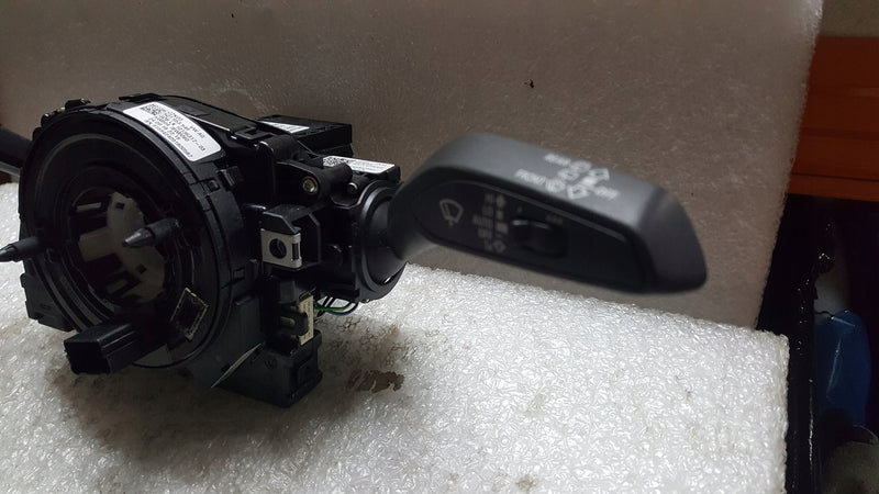 Przełącznik zespolony taśma AUDI A1 82A953521