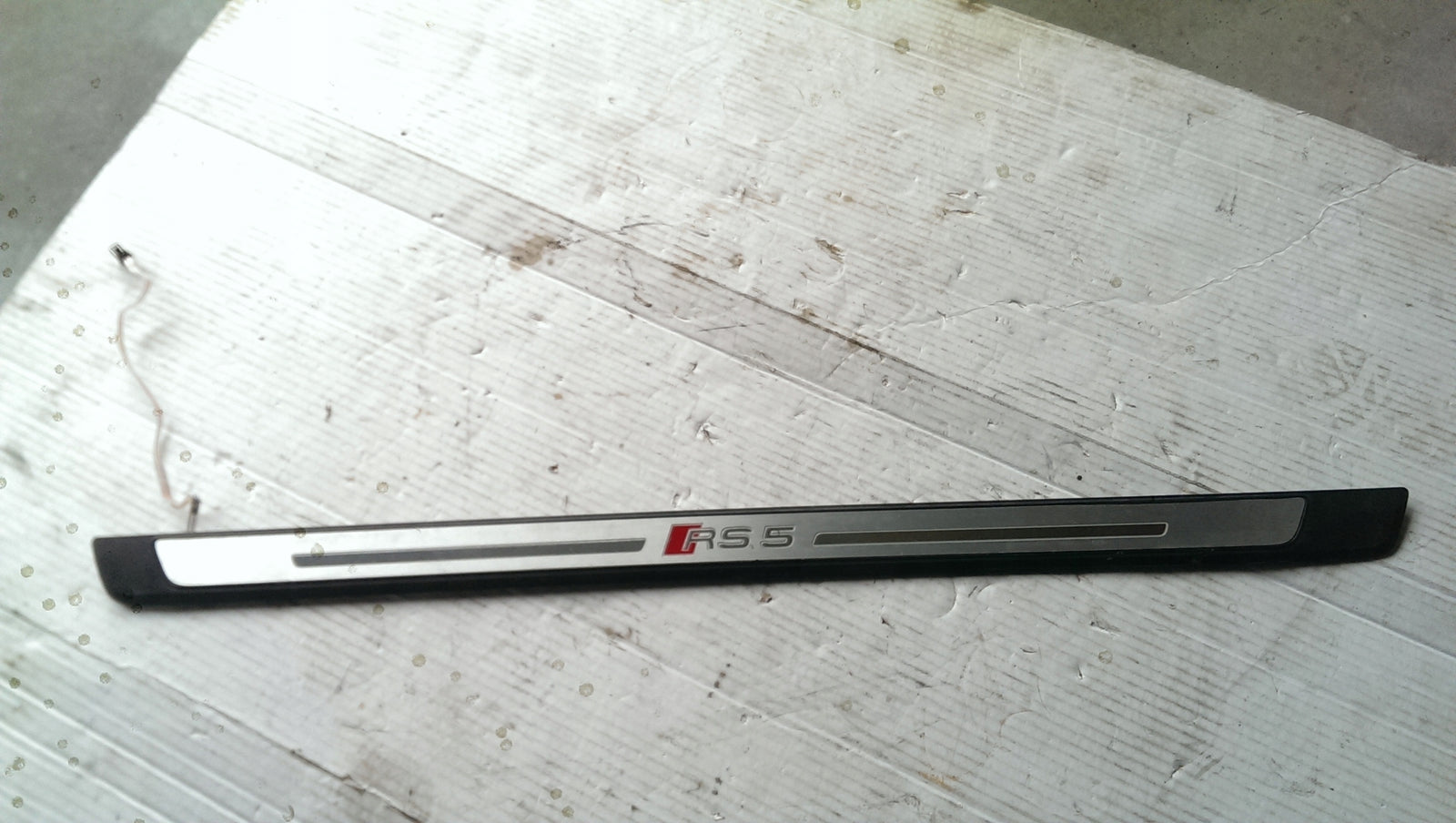 Listwa nakładka progowa lewa AUDI RS5 8W6947417B