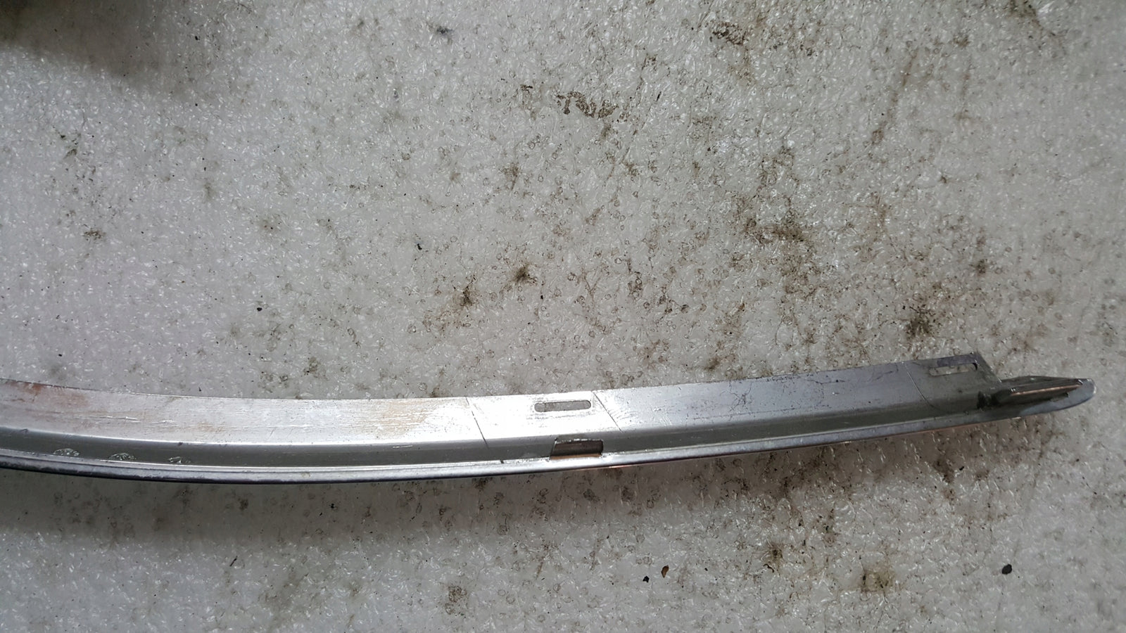 VW PASSAT B5 FL LISTWA ZDERZAKA CHROM LEWA 3B0807243
