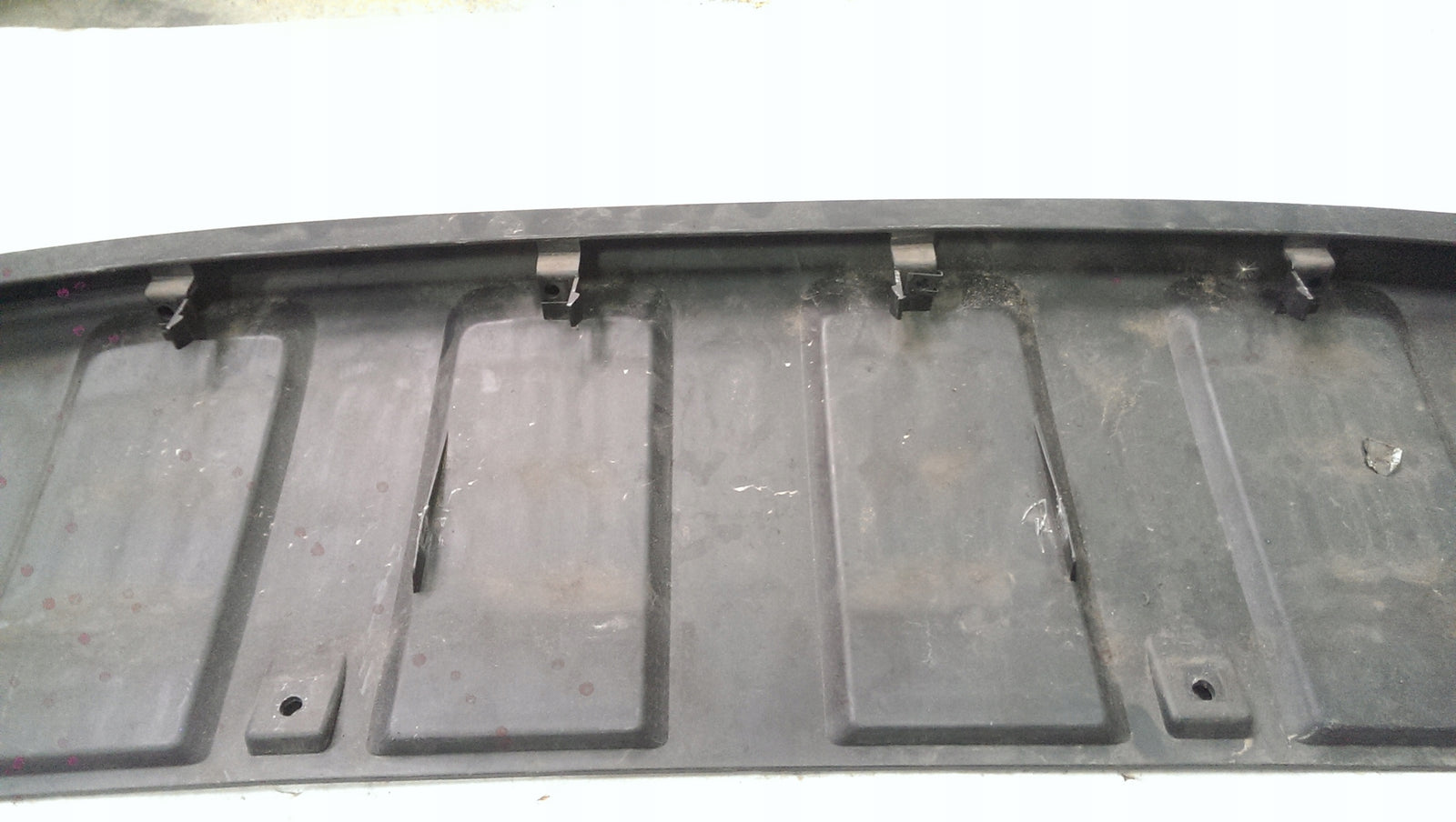Dokładka spoiler zderzaka przód AUDI Q7 4L0807733B