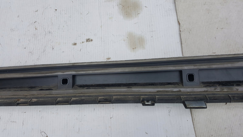 Listwa progowa prawa strona AUDI A3 cabrio 8V7853860