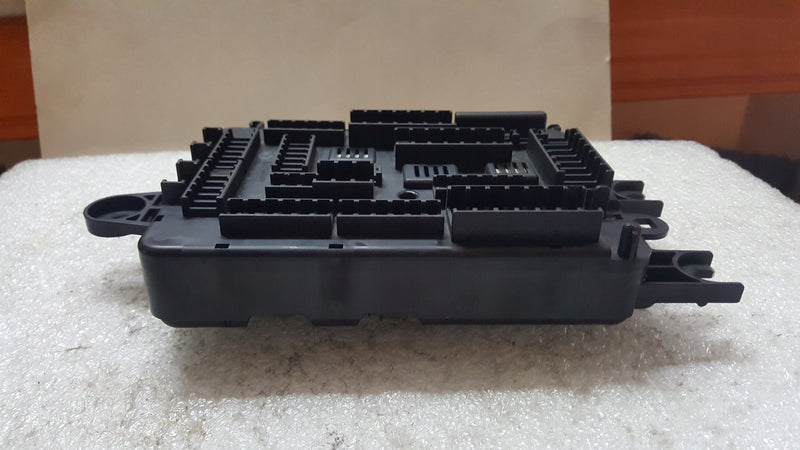 Skrzynka bezpieczników BMW F20 F21 F30 F31 9261111 oryginał demontaż