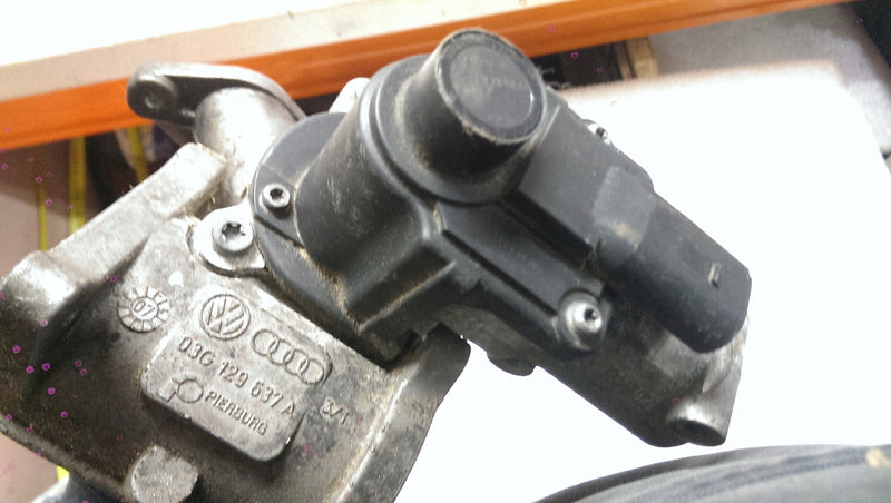 Zawór EGR VW AUDI SKODA 03G129637A demontaż