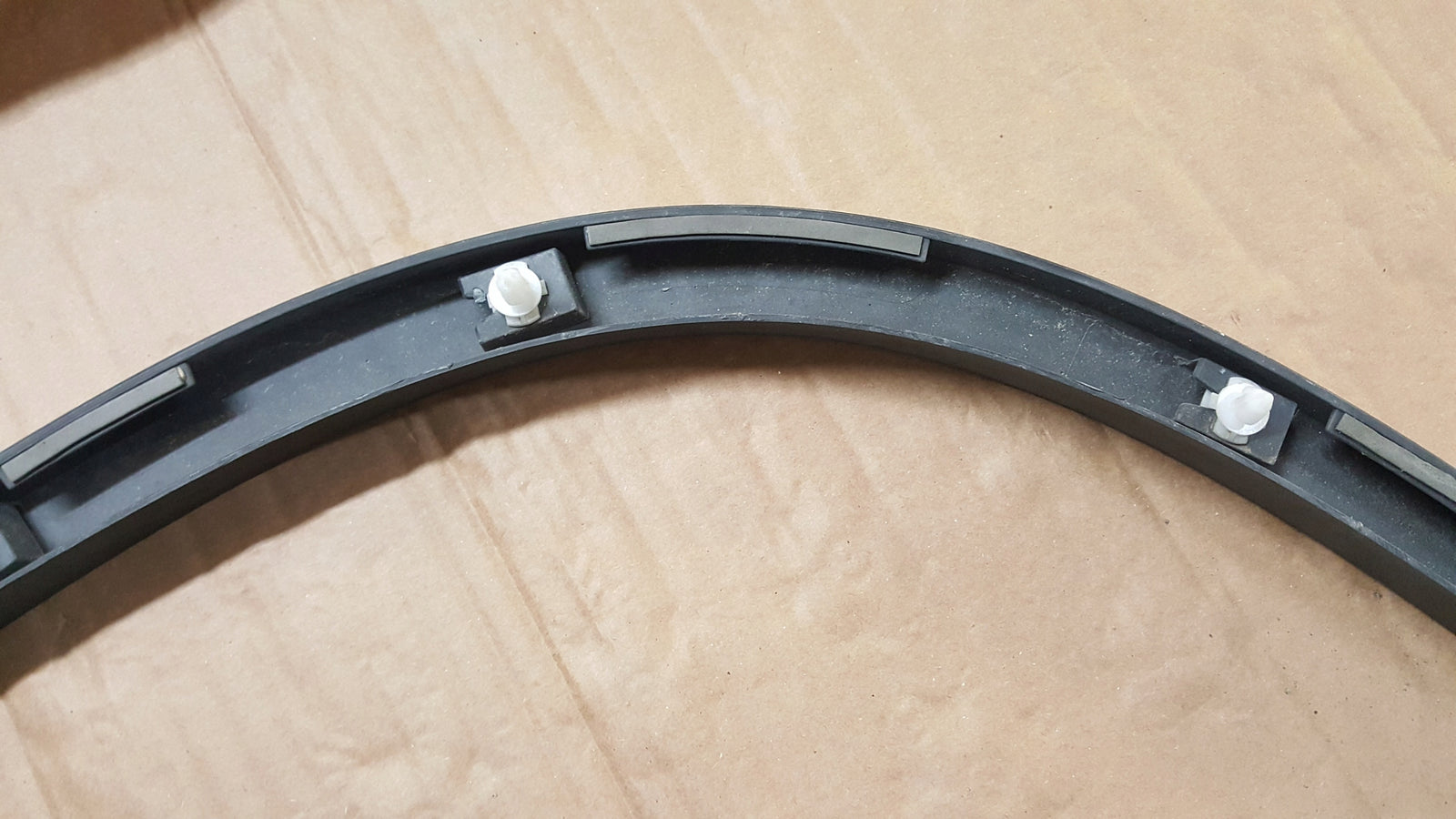 VW TIGUAN I LIFT 5N0 11- NAKŁADKA LISTWA BŁOTNIKA LEWY TYŁ 5N0854819C