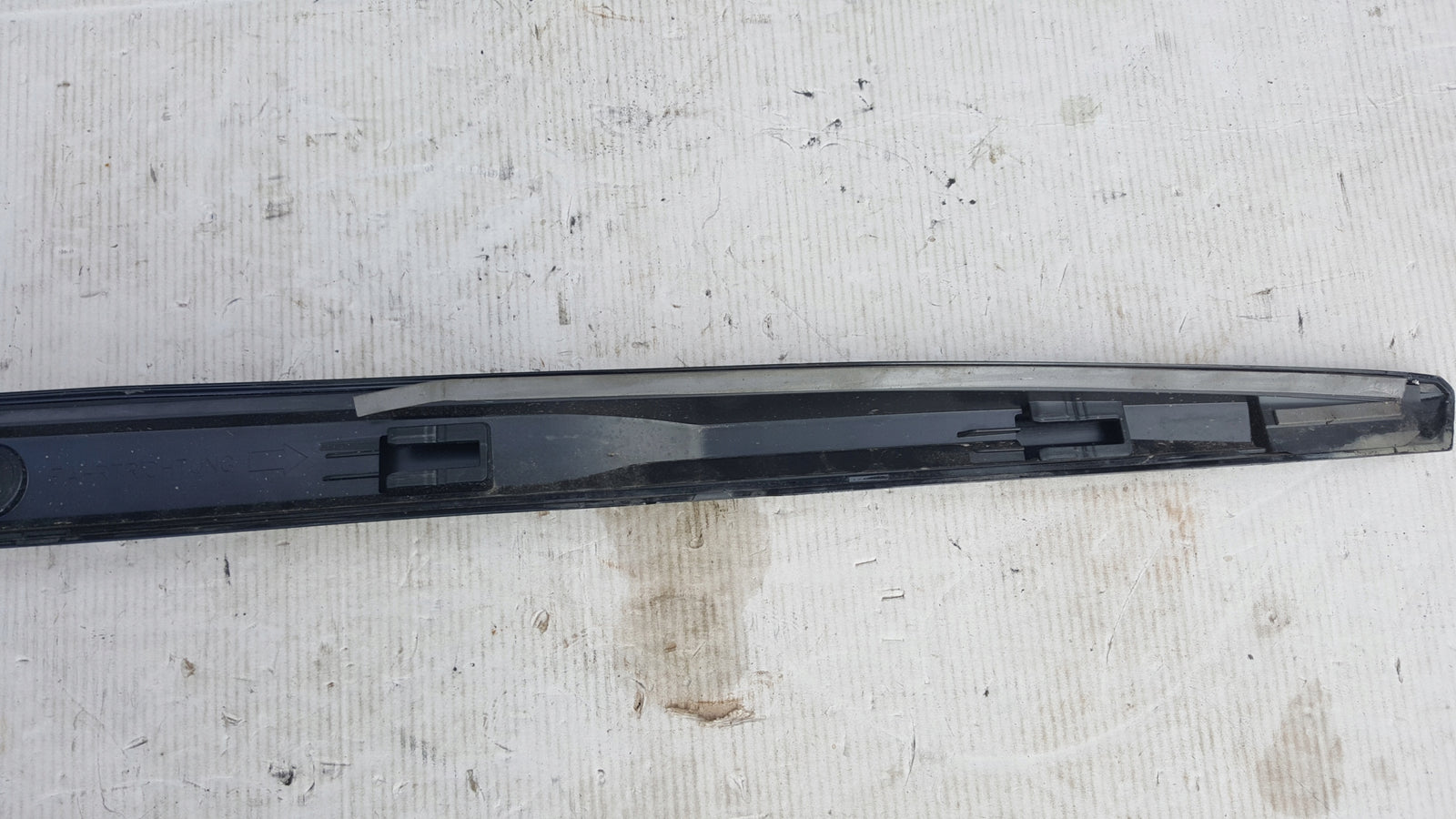 Listwa progowa lewa strona AUDI A3 8Y0853855 demontaż