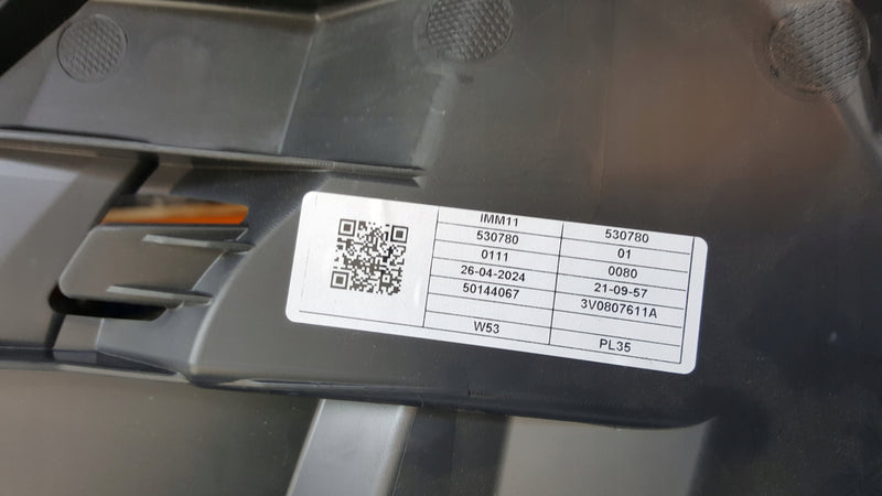 NOWA ORYGINALNA osłona płyta pod zderzak przód SKODA SUPERB 3V0807611A