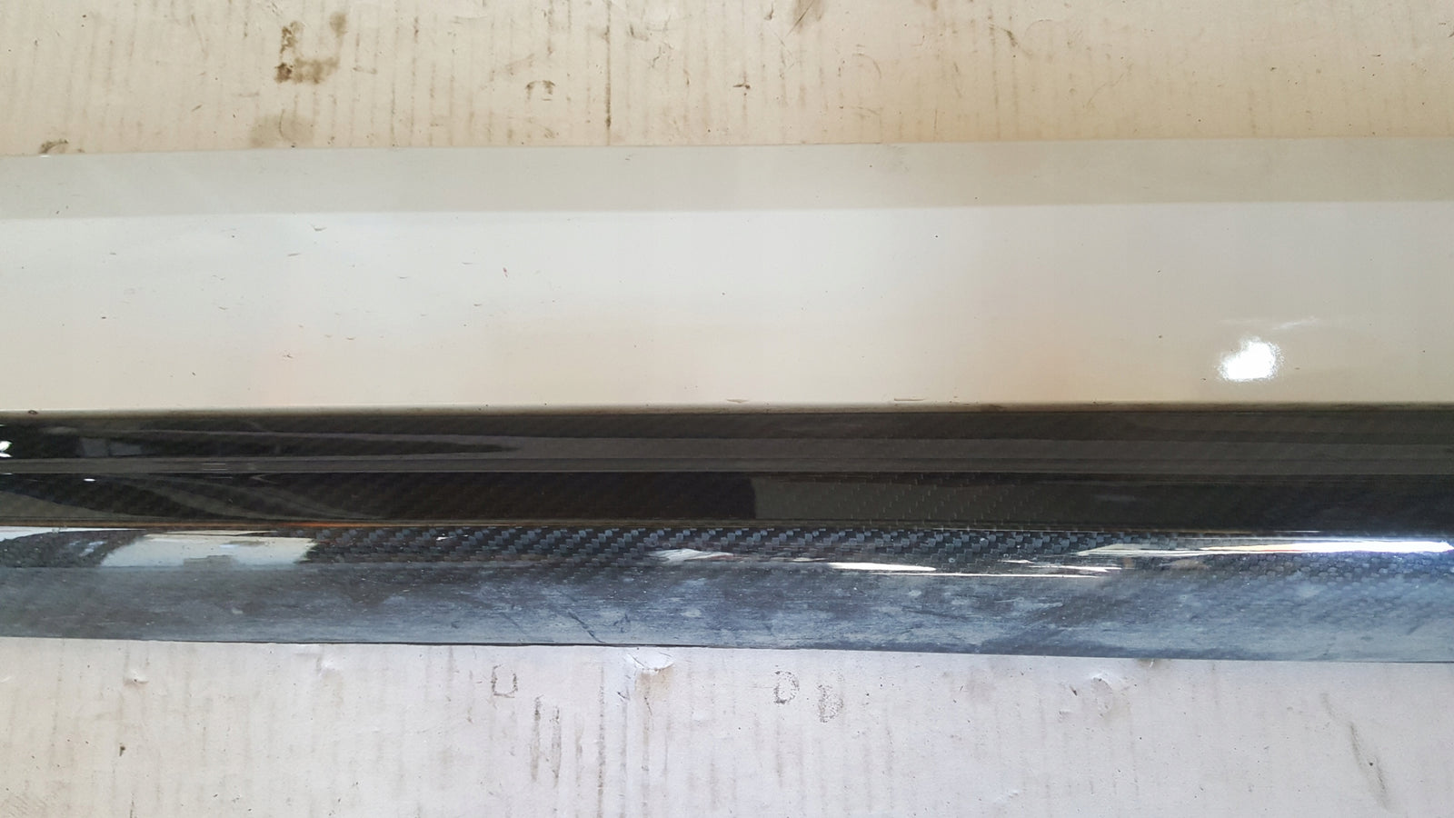 Listwa drzwi lewy przód AUDI Q5 80A853959A CARBON
