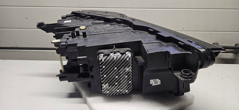 Le kompletny Matrix laser AUDI Q4 E-TRON 89A941035 IDEAŁ 2022r